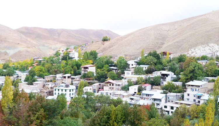 خرید ویلا در کردان طاووسیه