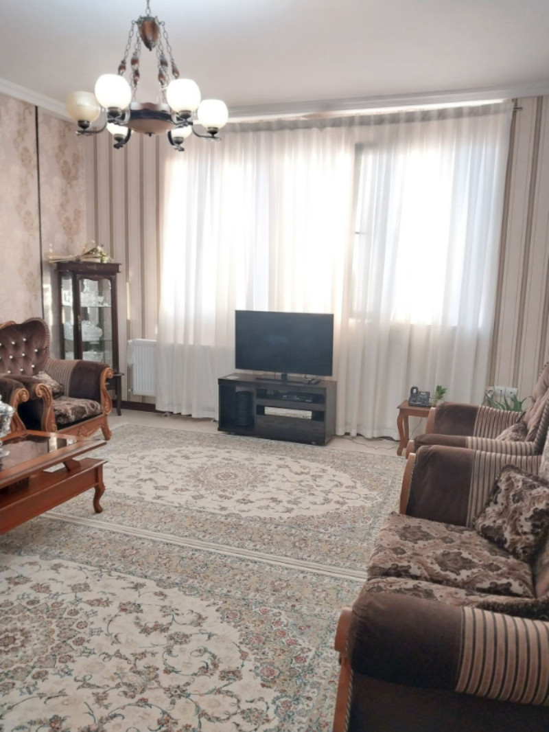 آپارتمان 75 متری دو خوابه در فاز 4 پرند1250541003