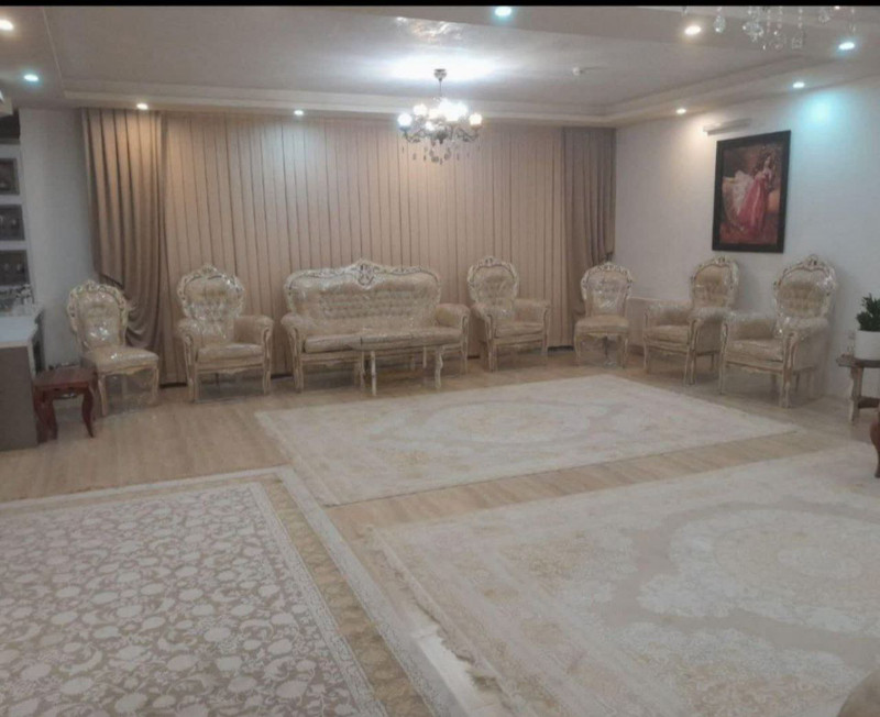 آپارتمان 174 متری سه خوابه در خیابان انقلاب سبزوار