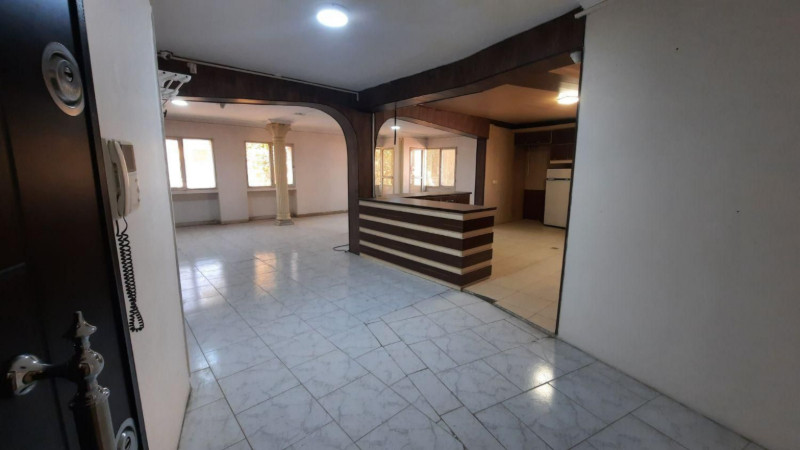 تجاری 200 متری پنج خوابه در خیابان بوعلی همدان12847210507