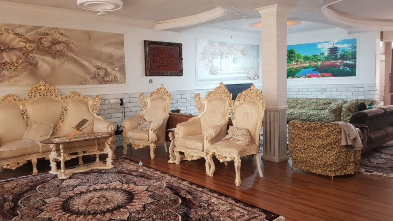 خانه 300 متری در خیابان 17 شهریور ازنا12849310530