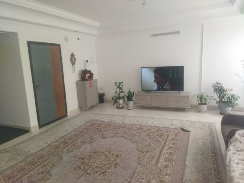 آپارتمان 100 متری دو خوابه در خیابان طالقانی سبزوار12860910863