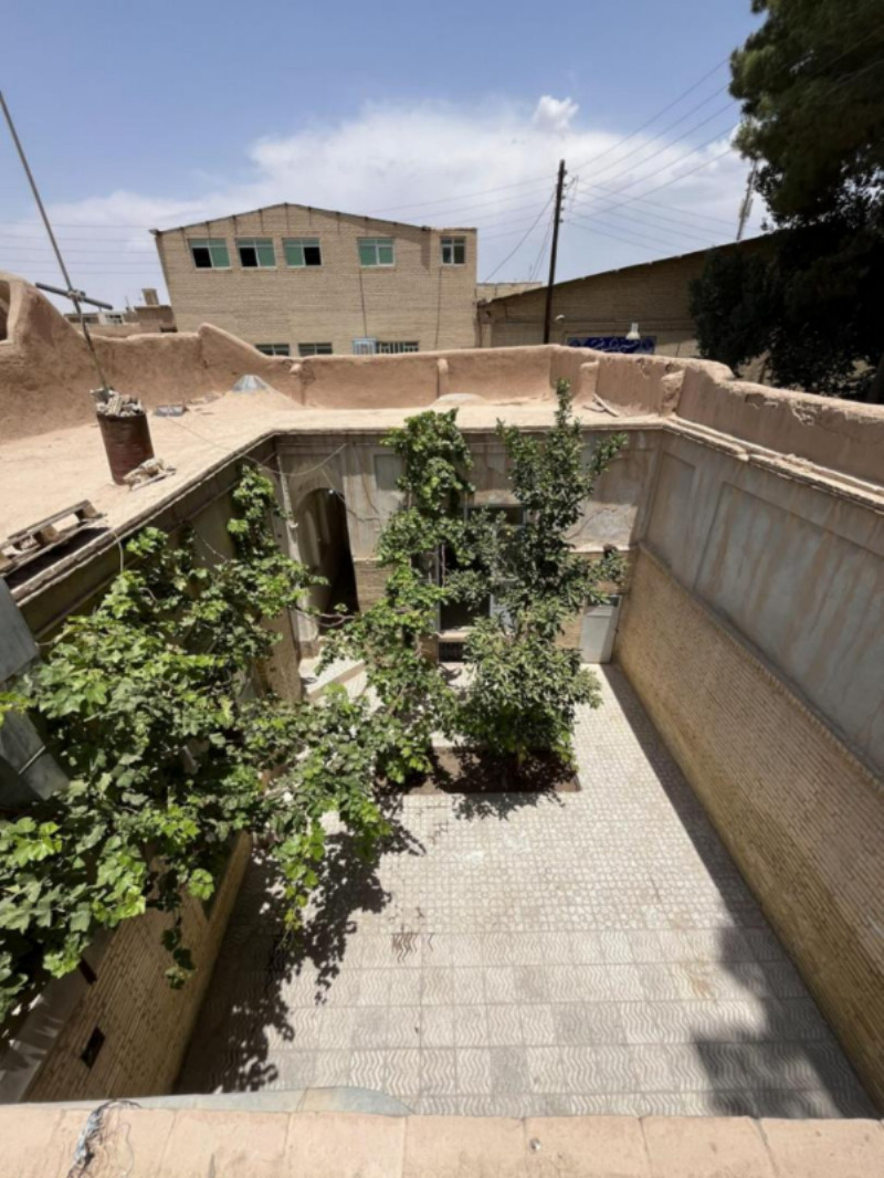 خانه 220 متری چهارخوابه در یزد