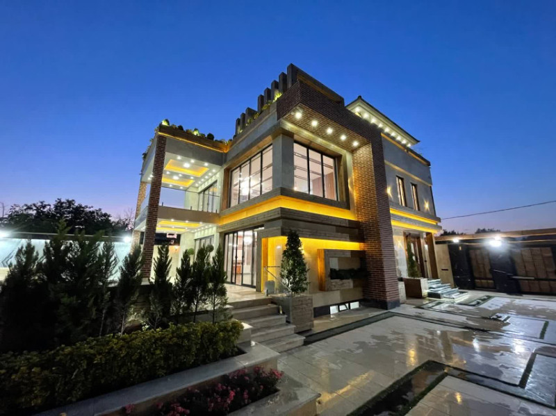 ویلا 600 متری چهارخوابه در طاووسیه کرج12930111943