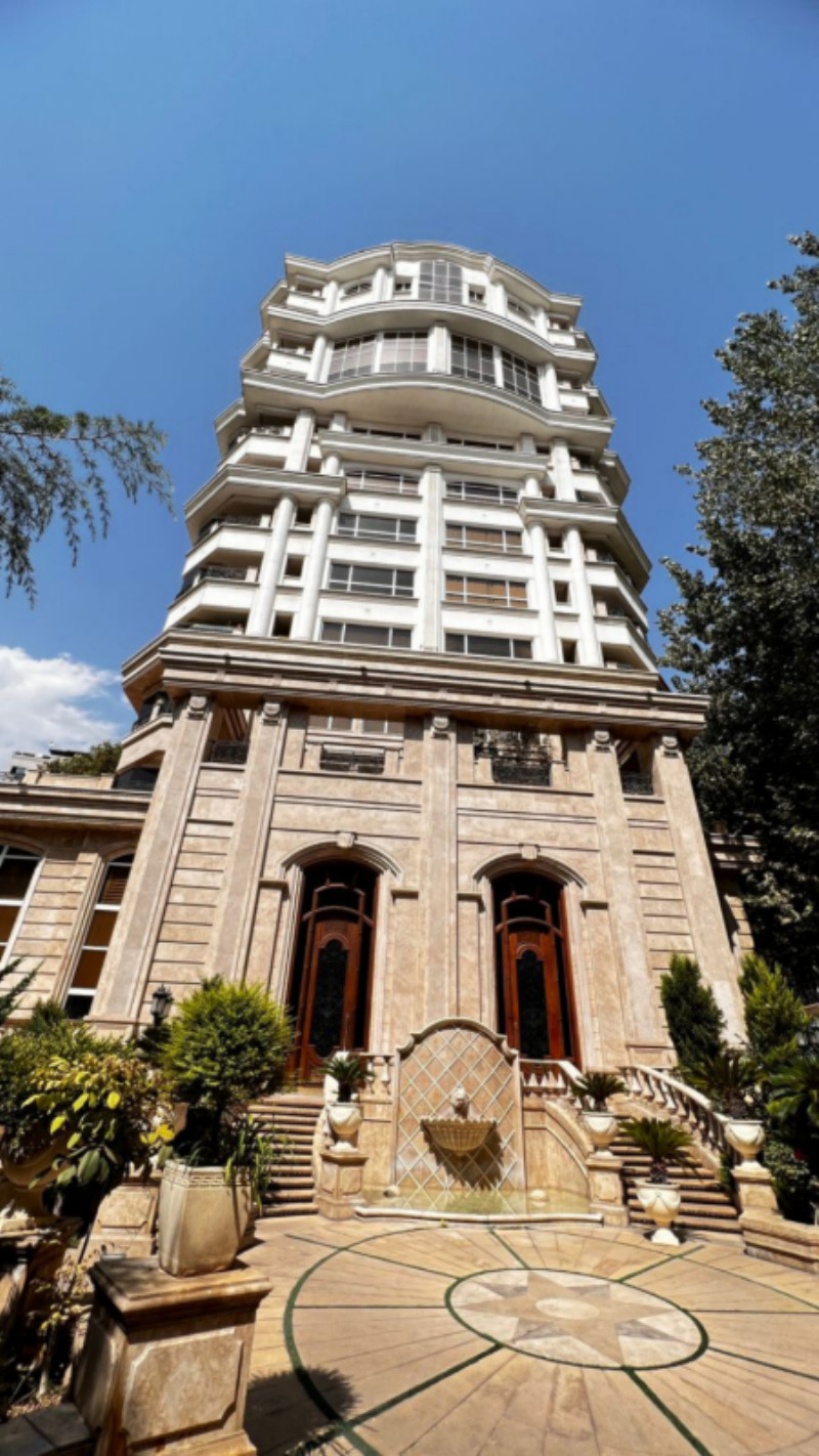 آپارتمان 400 متری چهارخوابه در نیاوران تهران12967012220