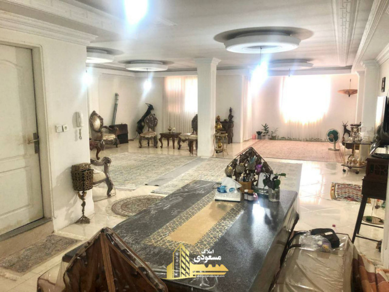 آپارتمان 170 متری یک خوابه در شهریار12980112369