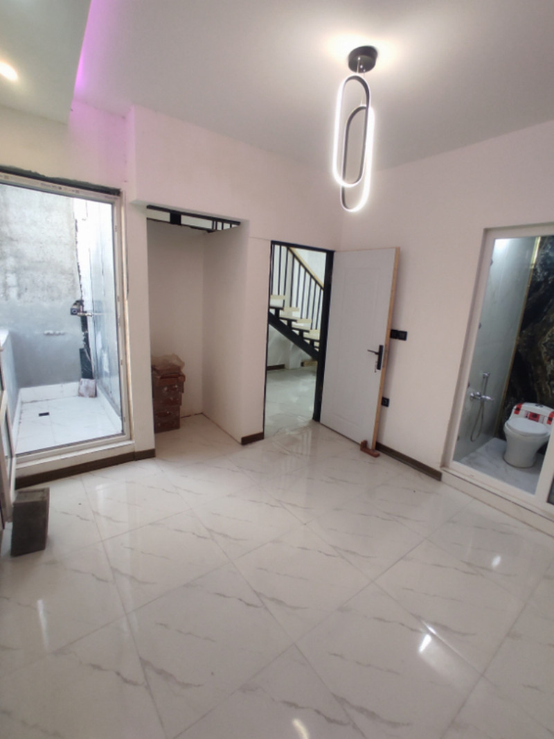 ویلا 130 متری سه خوابه در حسین آباد آمل12990912518