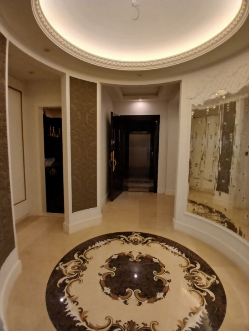 آپارتمان 175 متری سه خوابه در نیاوران تهران12992812583