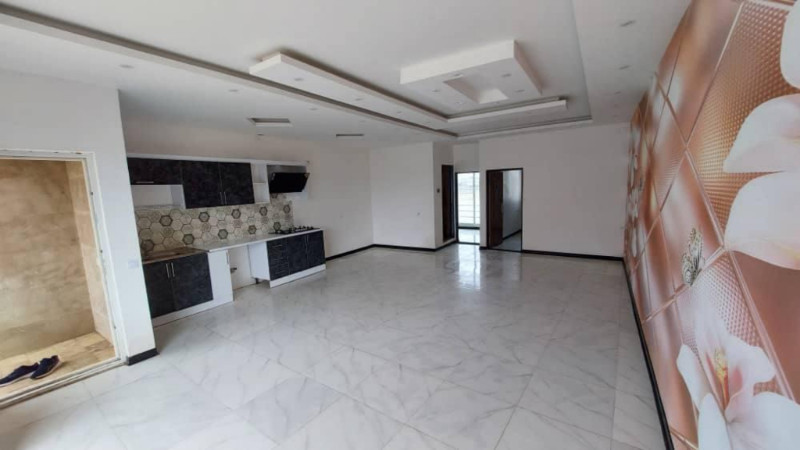 آپارتمان 95 متری دو خوابه در محمود آباد12995112610