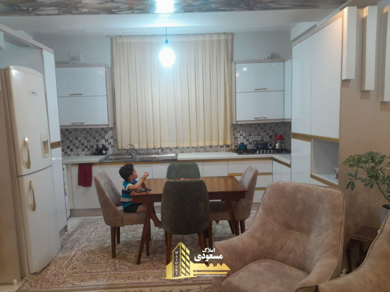 آپارتمان 70 متری دو خوابه در خیابان معلم شهریار13034513061