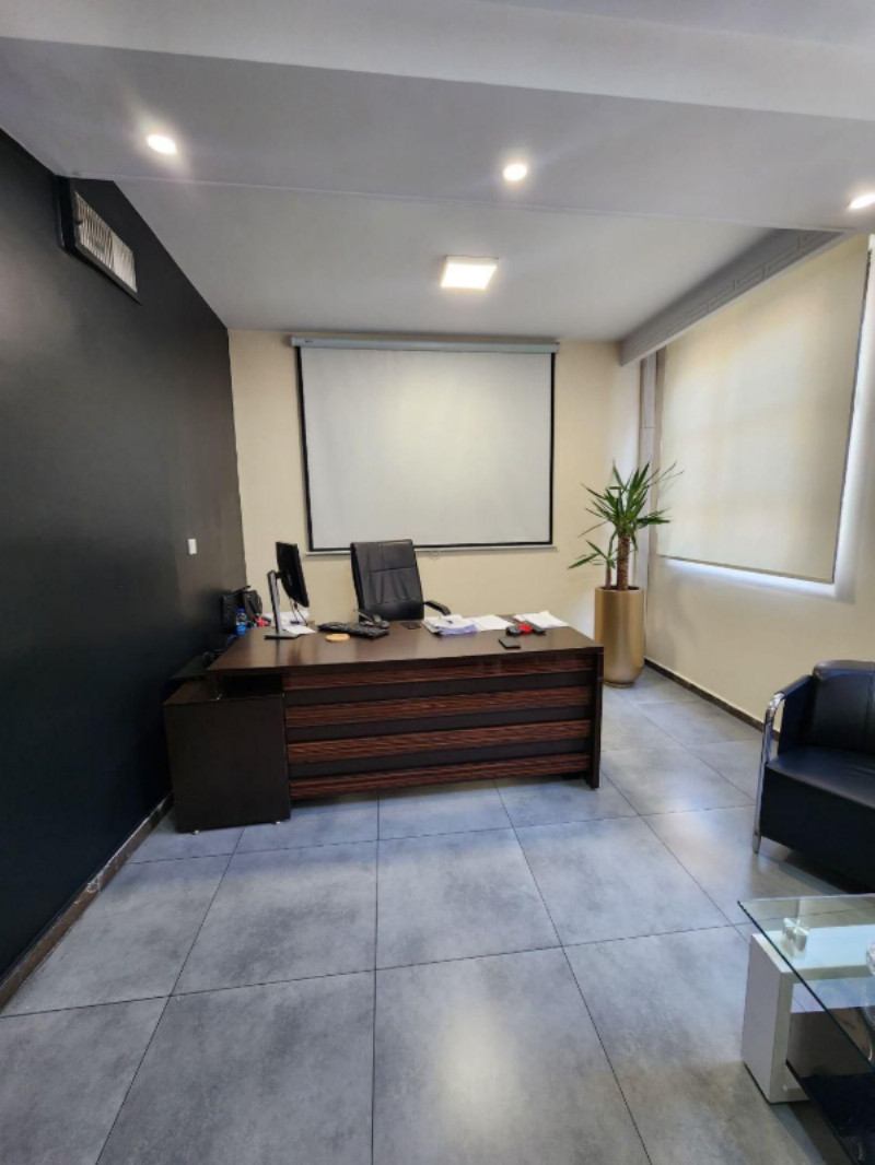 اداری 700 متری چهارخوابه در فاطمی تهران13066013397