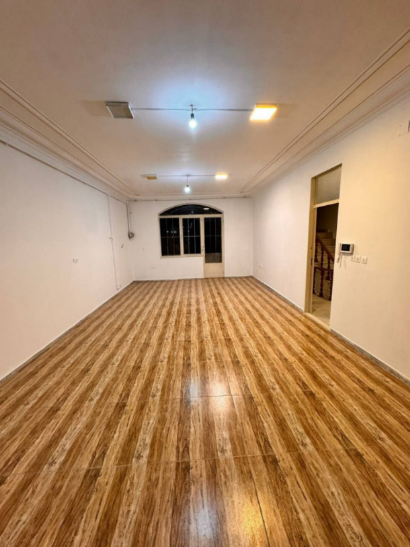 خانه 75 متری یک خوابه در باغمیشه تبریز13158514334