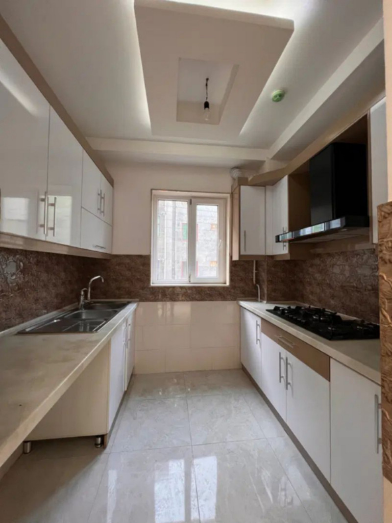 آپارتمان 127 متری دو خوابه در گلسار رشت13182914555
