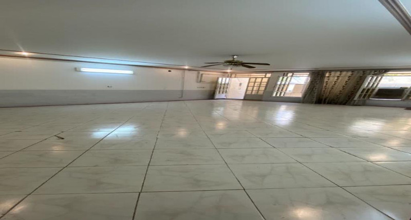 خانه 170 متری دو خوابه در خیابان صحرا یزد13186014606