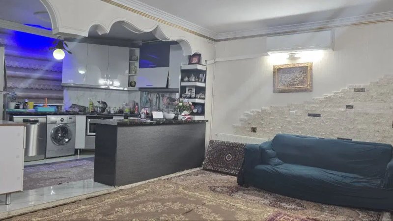 آپارتمان 95 متری دو خوابه در میدان حر تهران