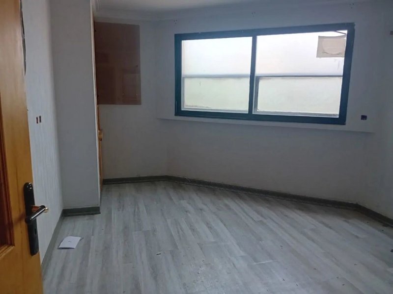 خانه 110 متری دو خوابه در سعادت آباد اصفهان
