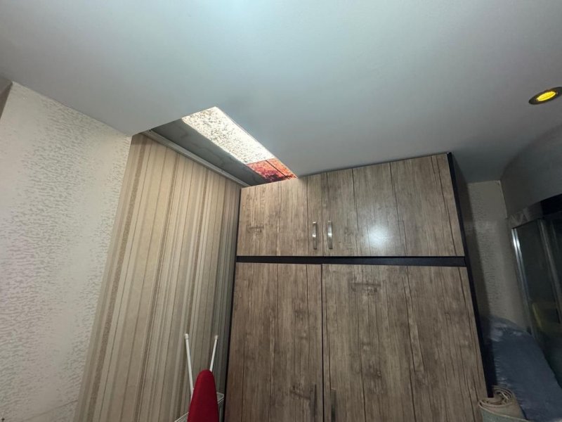 اداری 200 متری چهارخوابه در خیابان حکیم نظامی اصفهان13218715106