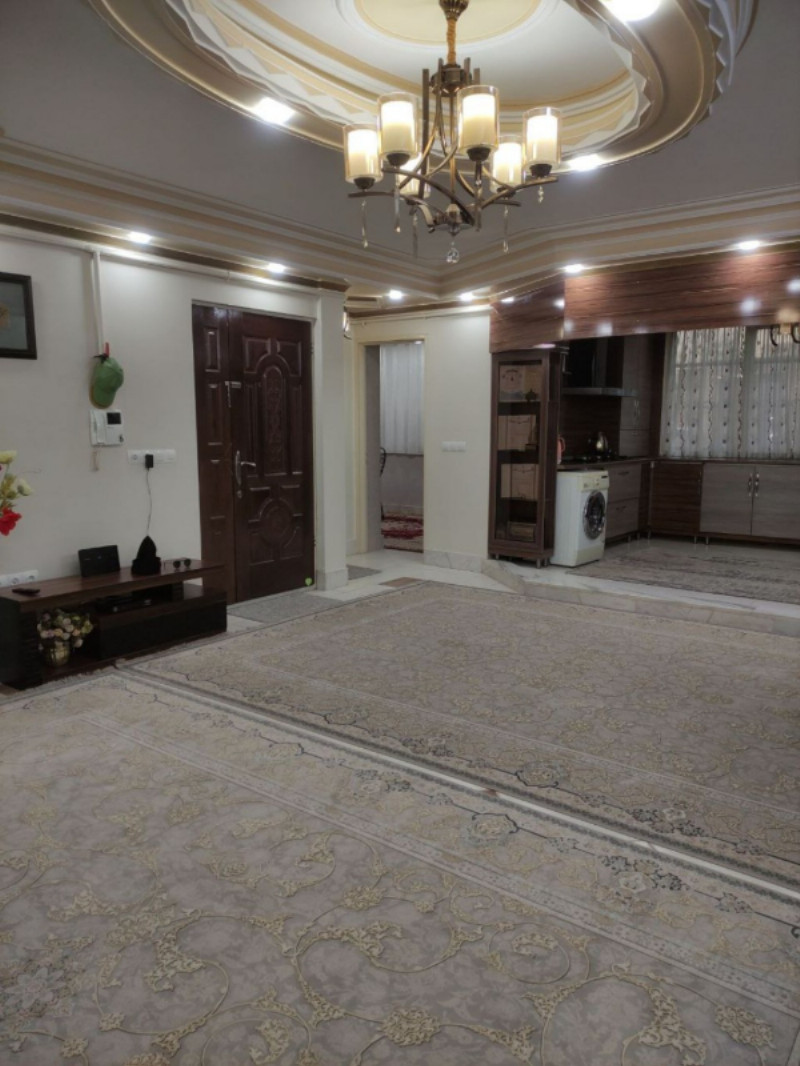 آپارتمان 110 متری دو خوابه در خیابان باباطاهر ملایر1256271519