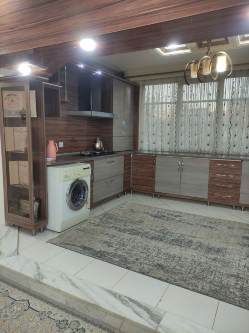 آپارتمان 110 متری دو خوابه در خیابان باباطاهر ملایر1256271521