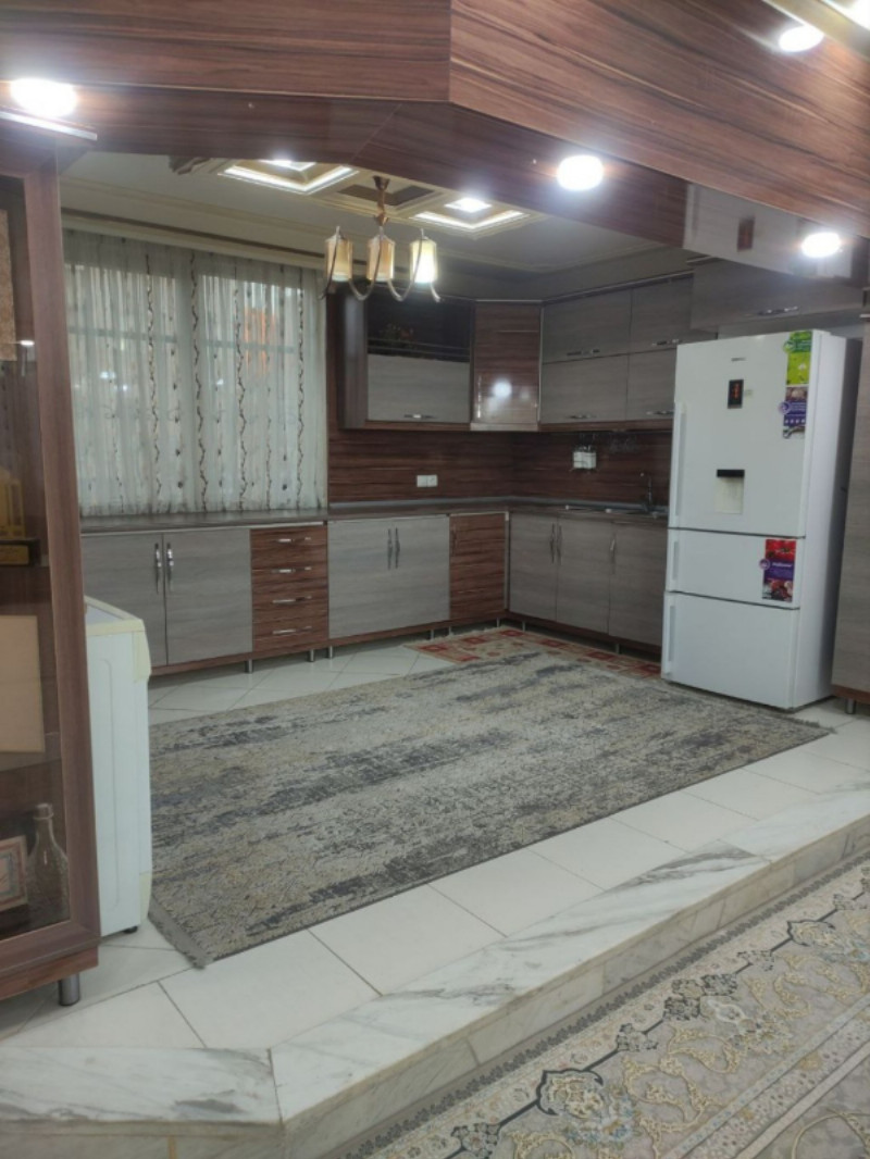 آپارتمان 110 متری دو خوابه در خیابان باباطاهر ملایر1256271523