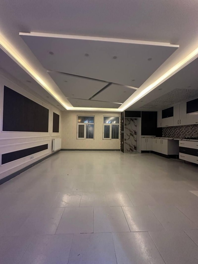 آپارتمان 95 متری دو خوابه در فاز 5 پرند