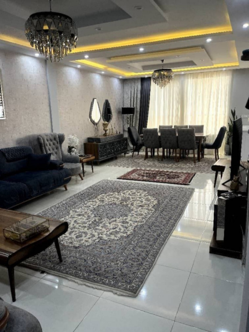 آپارتمان 104 متری دو خوابه در خیابان خلبان ملایر1256291526