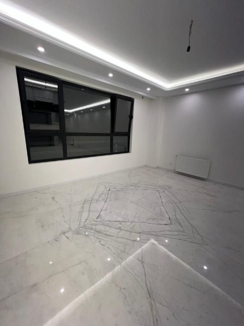 خانه 101 متری دو خوابه در مرزداران تهران