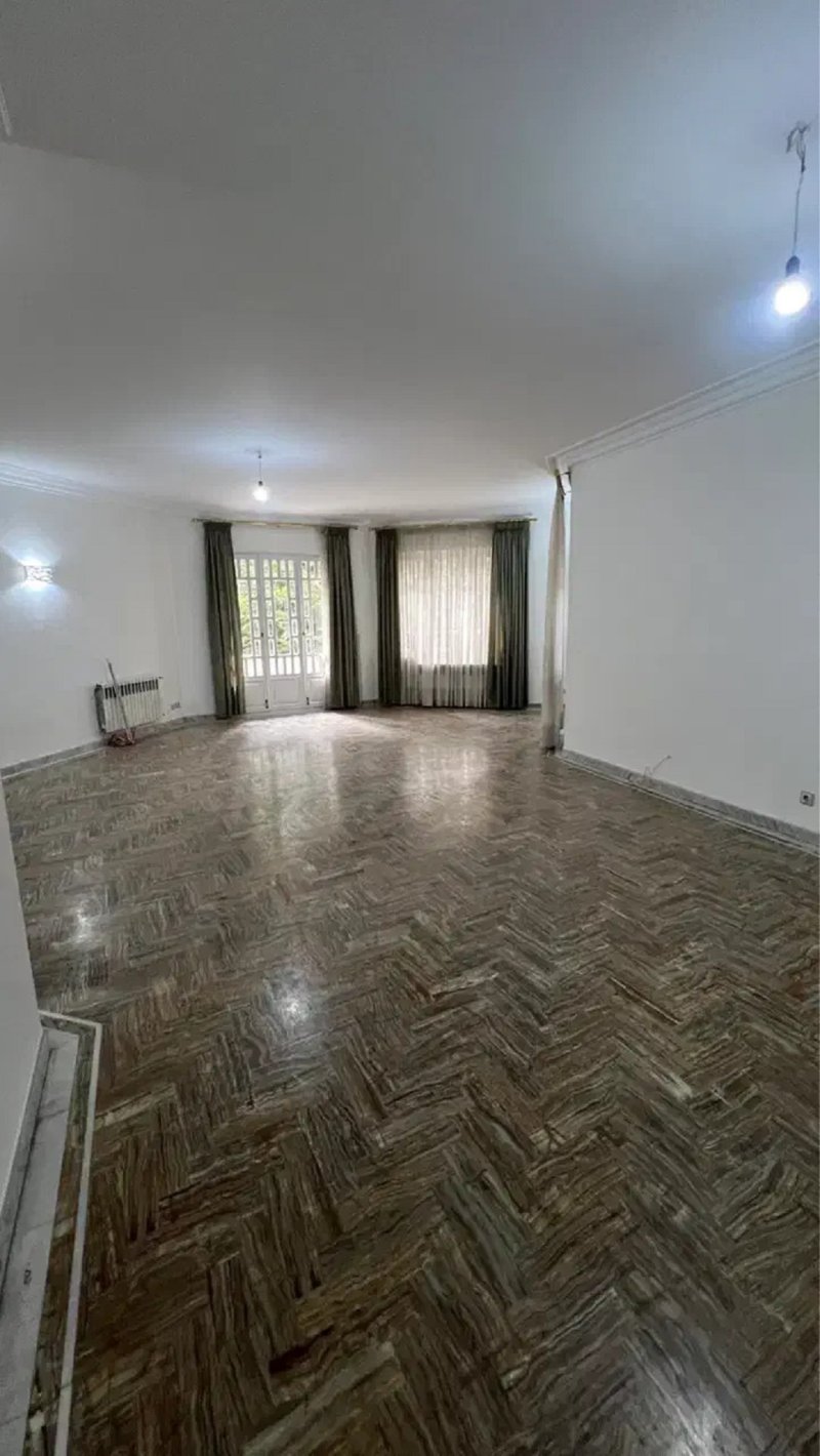 خانه 210 متری سه خوابه در فرشته تهران