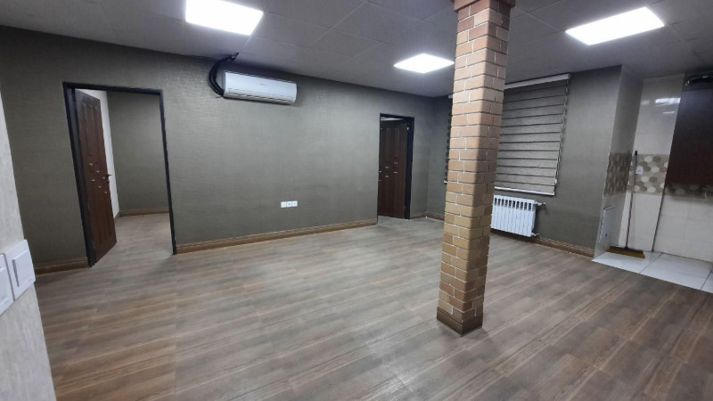اداری 75 متری دو خوابه در سیزده خانه همدان1256681586