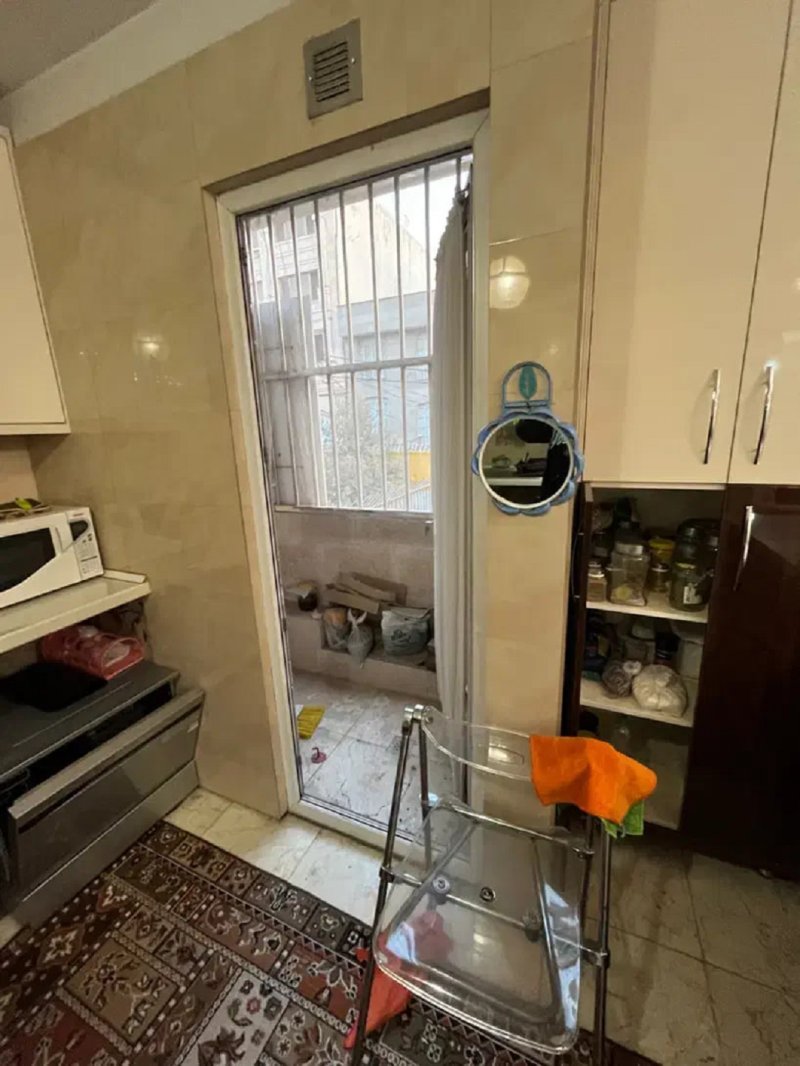 آپارتمان 105 متری دو خوابه در تهران نو تهران13322716762