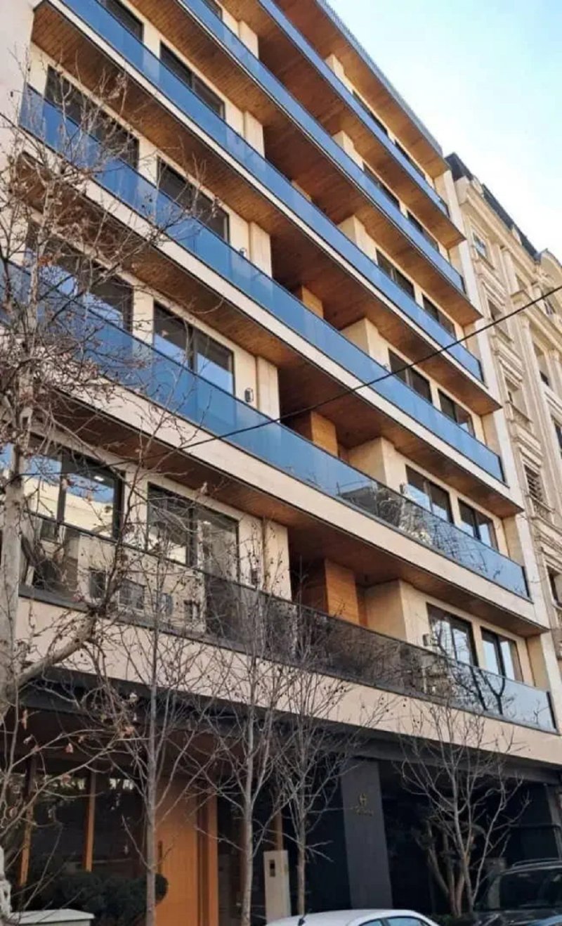 آپارتمان 270 متری سه خوابه در سعادت آباد تهران