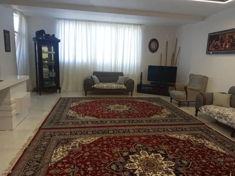 آپارتمان 103 متری دو خوابه در اردیبهشت بهارستان