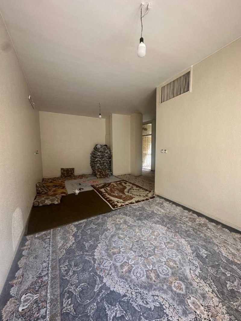 خانه 140 متری دو خوابه در فاز ۱ بهارستان13353017438