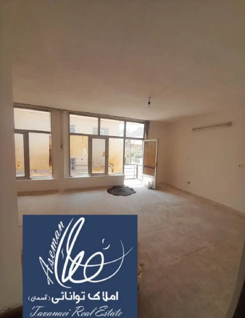 خانه 90 متری یک خوابه در فاز ۱ بهارستان13354517469