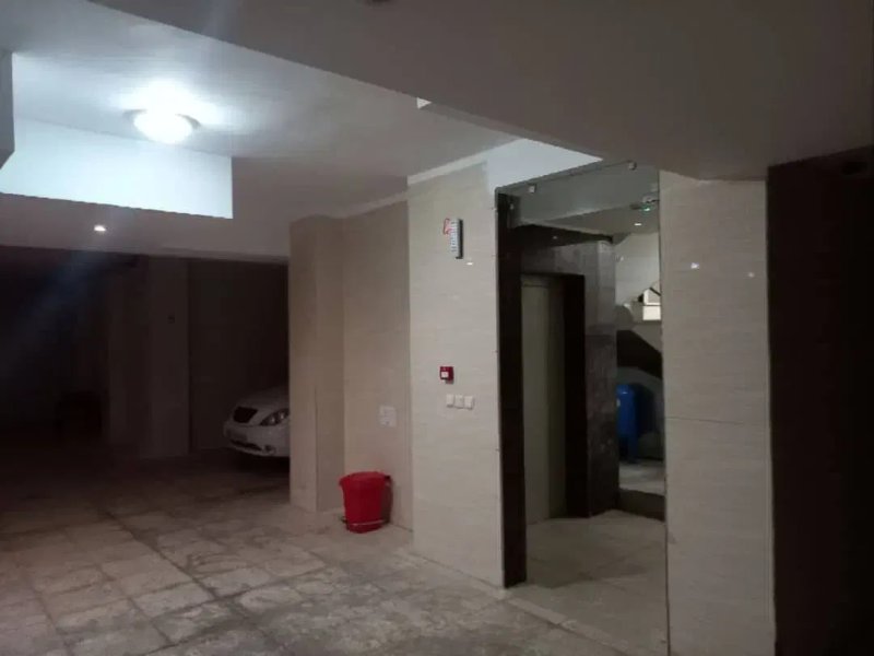 آپارتمان 127 متری دو خوابه در آزادی بهارستان13355517505