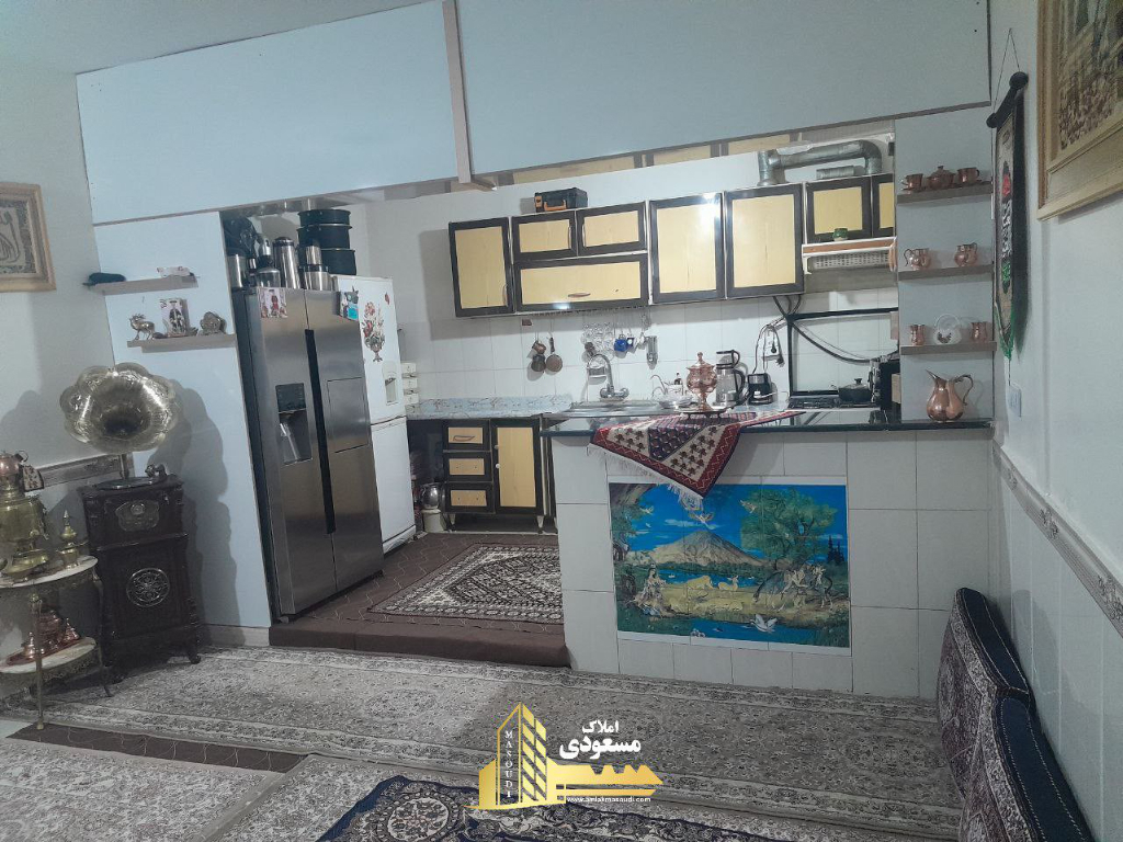 آپارتمان 85 متری در خیابان معلم شهریار124070176