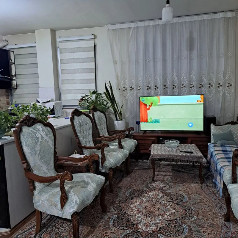 آپارتمان 82 متری دو خوابه در حشمتیه تهران
