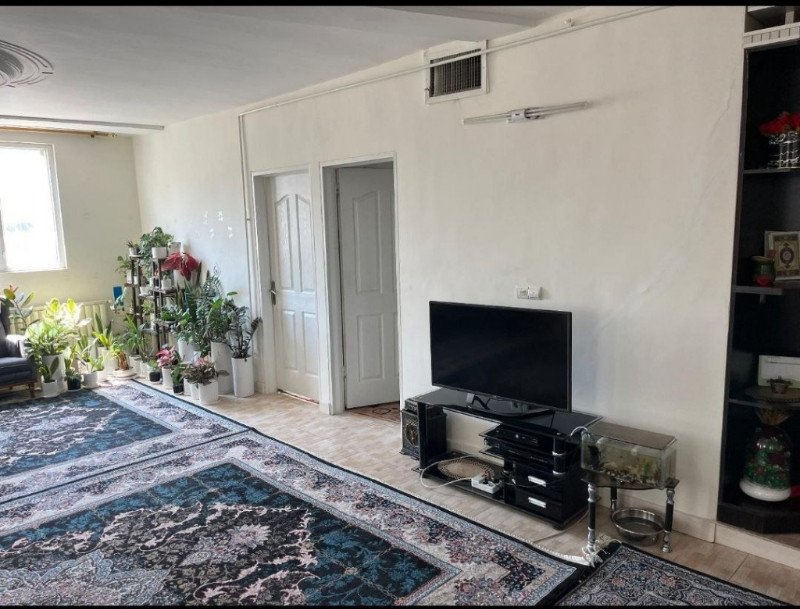آپارتمان 150 متری سه خوابه در خیابان سعدی ملایر1257341786