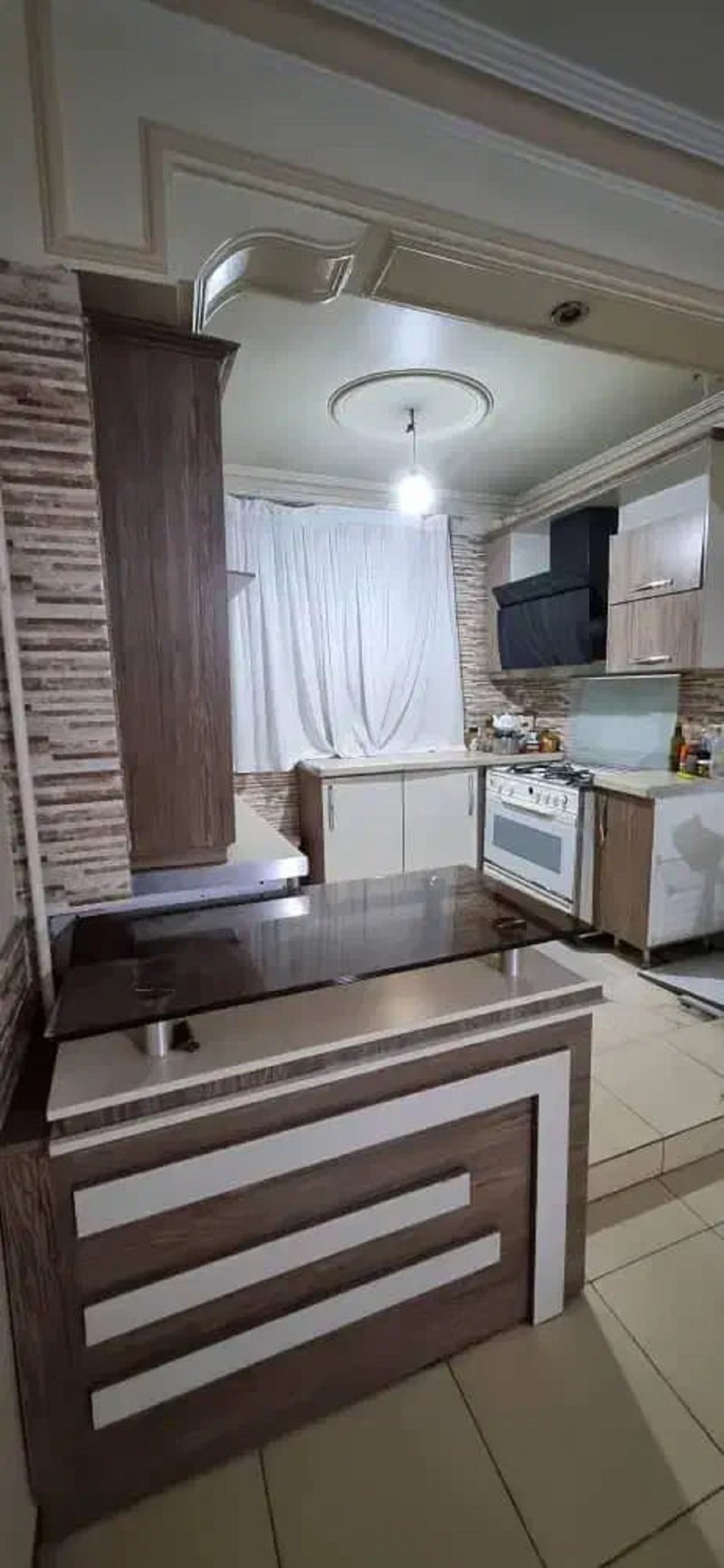 آپارتمان 70 متری دو خوابه در حشمتیه تهران13370817869