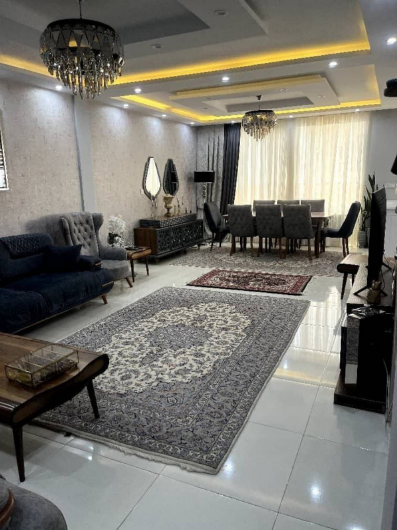 آپارتمان 104 متری دو خوابه در خیابان خلبان ملایر1257361799