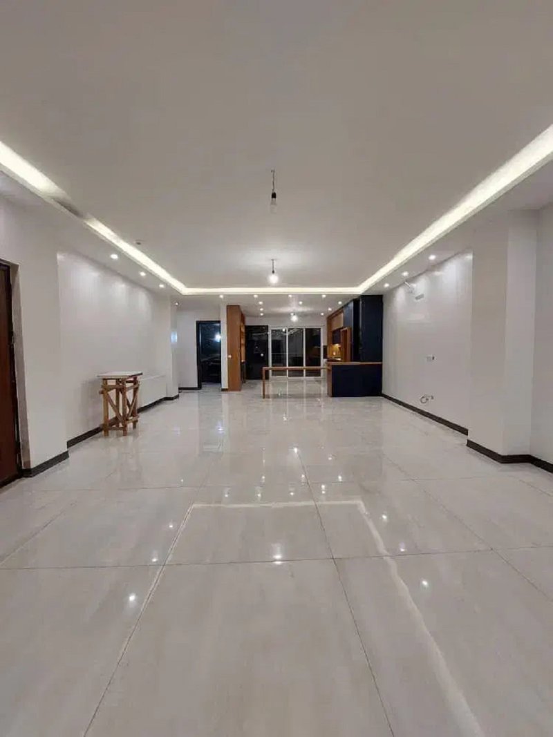 آپارتمان 250 متری سه خوابه در نوشهر13376817997