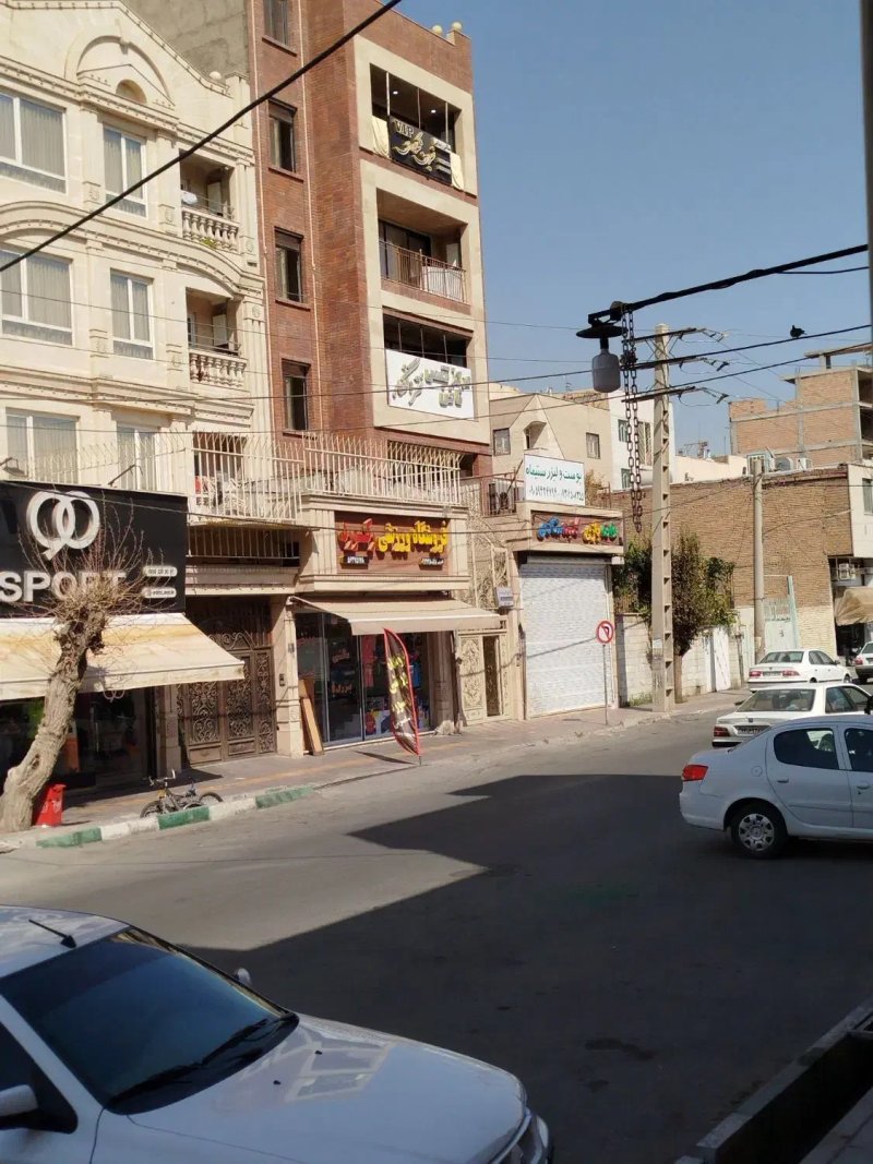 تجاری 26 متری در خیابان مطهری اسلام شهر