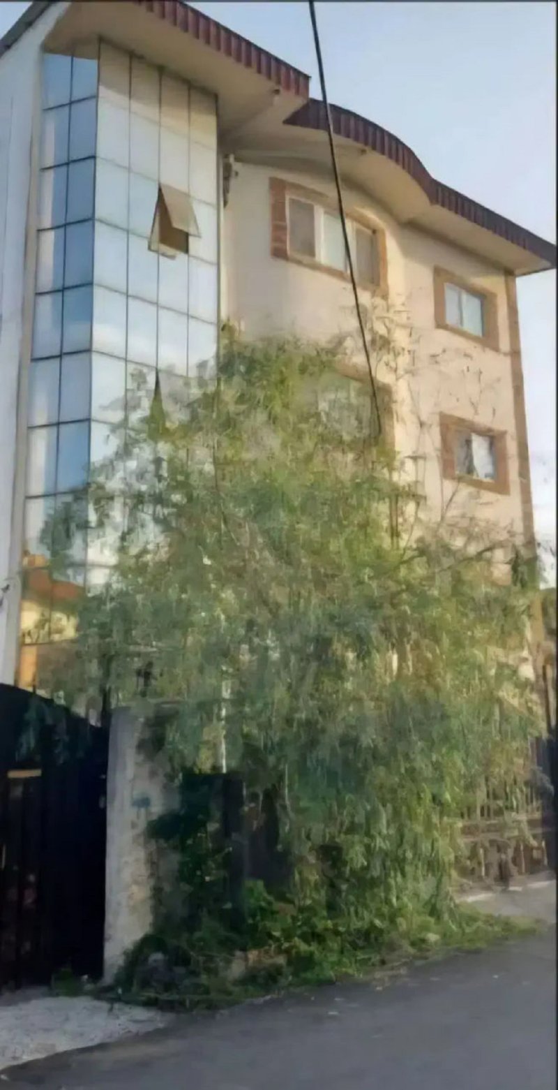 آپارتمان 110 متری دو خوابه در چالوس13435818947