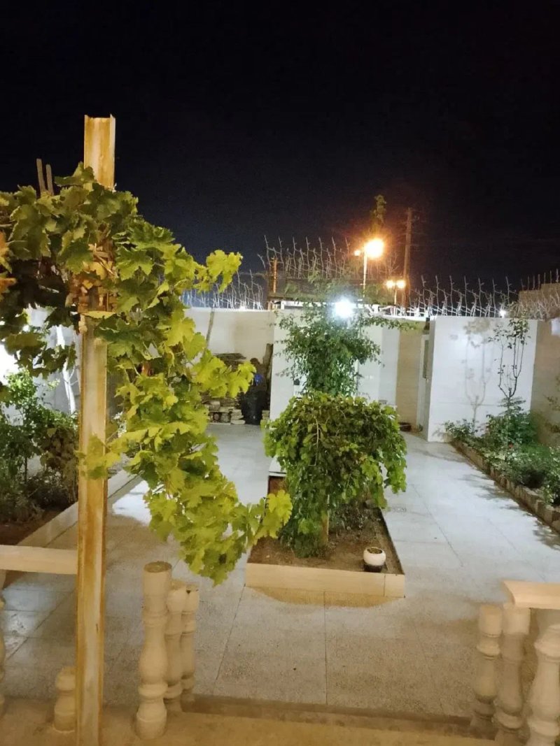 خانه 170 متری سه خوابه در خیابان جمهوری گلبهار