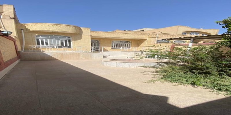 خانه 210 متری دو خوابه در میدان خاتمی یزد13453019304