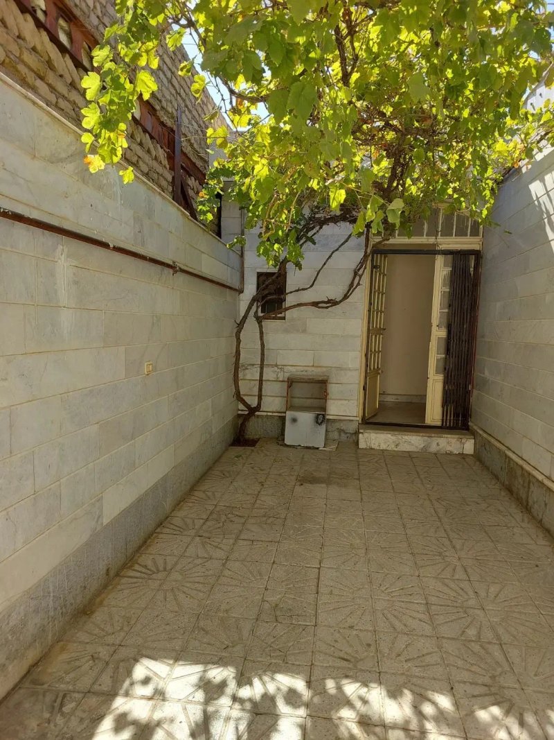 خانه 110 متری دو خوابه در گلبهار13456319362
