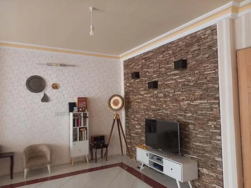 خانه 105 متری دو خوابه در گلبهار
