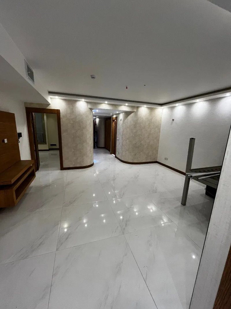 آپارتمان 195 متری سه خوابه در مرداویج اصفهان13464819454
