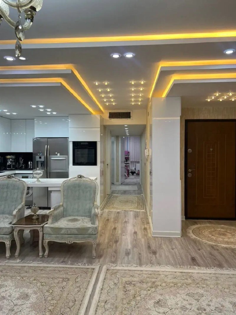 آپارتمان 105 متری دو خوابه در سعادت آباد اصفهان13470119500