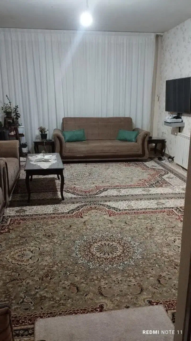 آپارتمان 85 متری دو خوابه در گلبهار13473519527